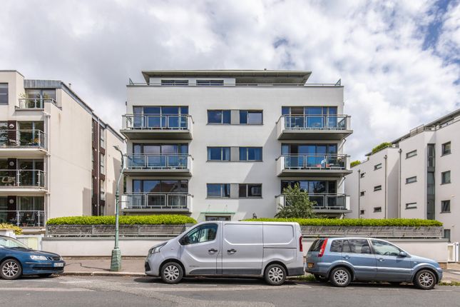 Thumbnail Flat for sale in Palmeira Avenue, Hove