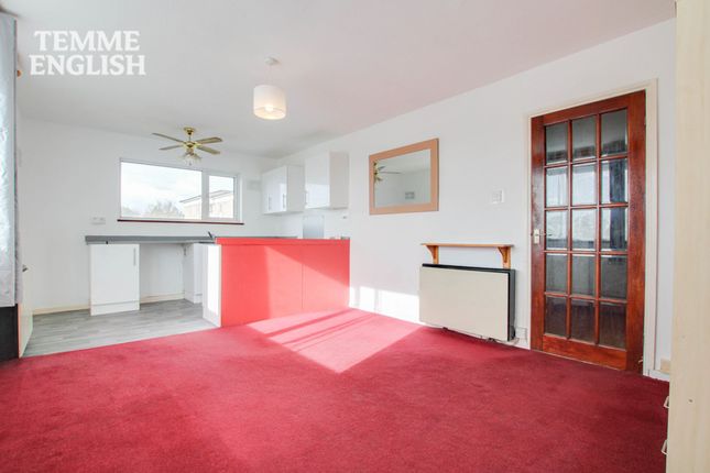 120 Polsteads, Basildon photo 2