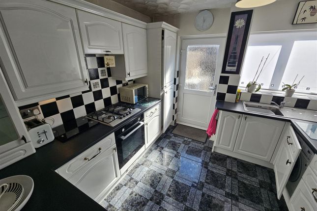 58, Beech Road, Pentrebane, Cardiff photo 5