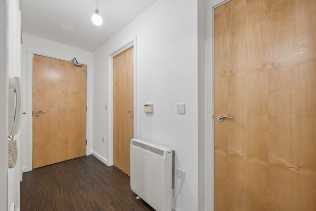 Apt 29, Holden Mill Blackburn Road, Bolton photo 3