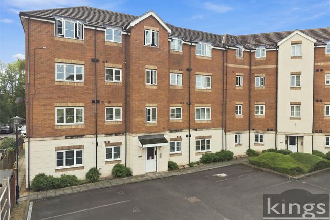 71, Huron Road, Broxbourne photo 2