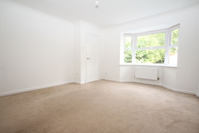 47, Conningsby Close, Bromley Cross, Bolton, Greater Manchester photo 3