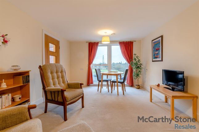 47 Glenhills Court, Little Glen Road, Leicester photo 2