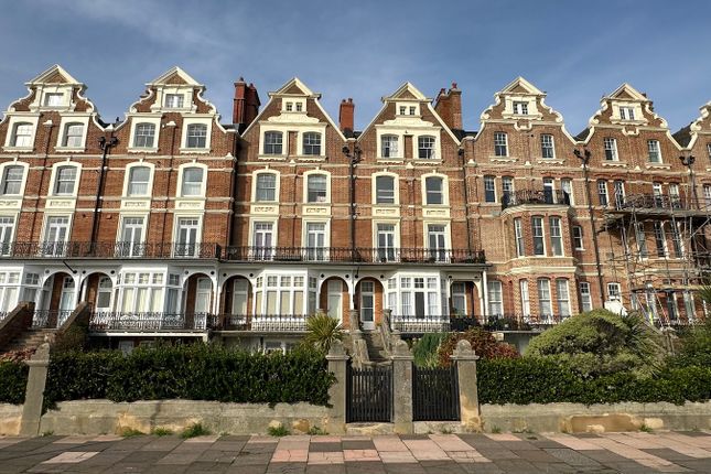 2-bed flat on 9 Berkeley Mansions, Knole Road, Bexhill-on-Sea, £215,000