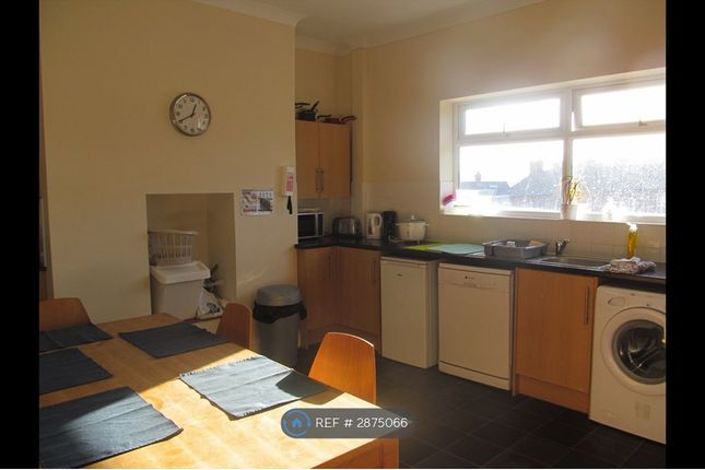 Gawber Road, Barnsley South Yorkshire, Barnsley photo 2