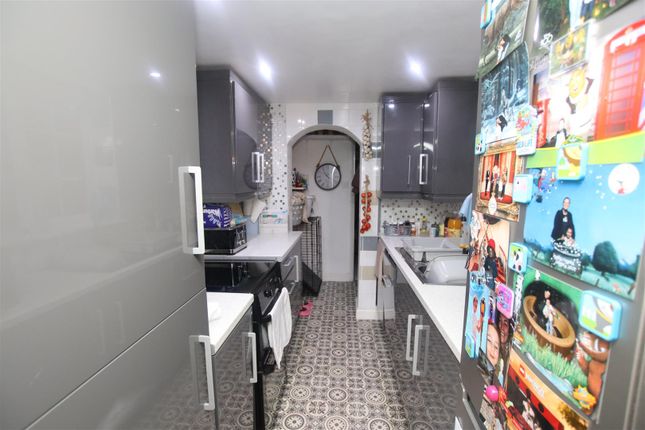 7, Broomfield Road, Swanscombe photo 5