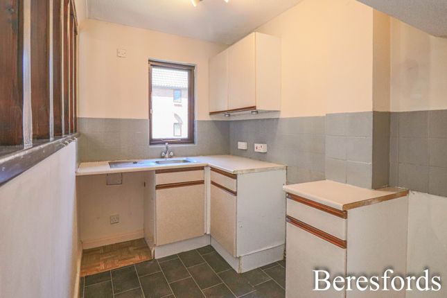 14, Chestnut Walk, Felsted photo 4