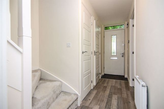 1, Buckmaster Way, Rugeley photo 2