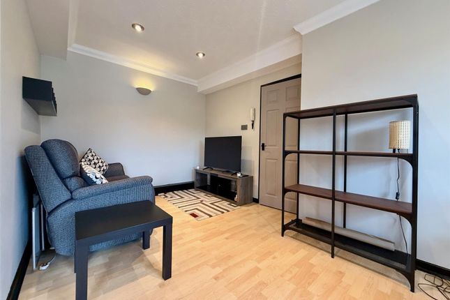 Bridgeholme Mill, Flat 17, Charley Lane, High Peak photo 5