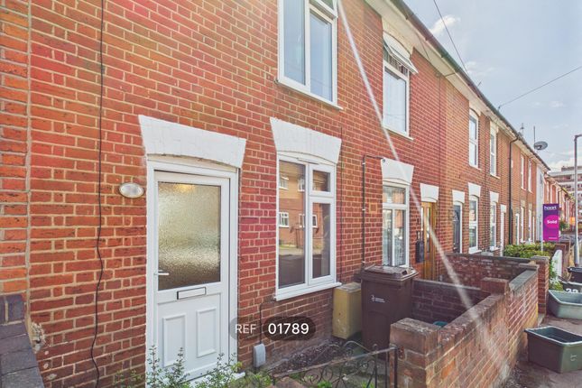 2-bed house on Albert Street, Colchester, £1,175/mo