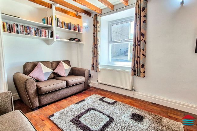 36 Eifl Road, Caernarfon photo 4