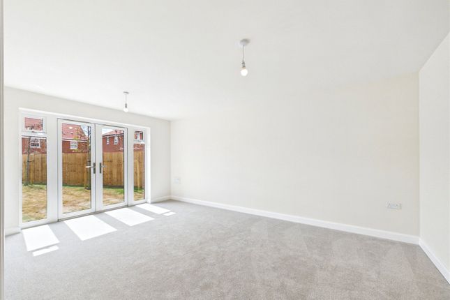 Plot 116, The Manning, Constable Gardens, Colchester photo 4