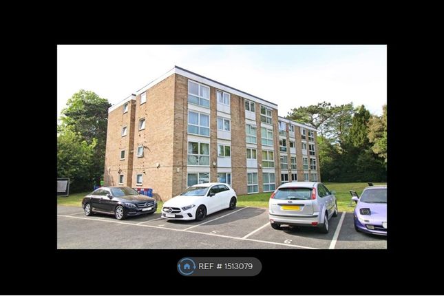 Urquhart Court, Park Road, Beckenham photo 2