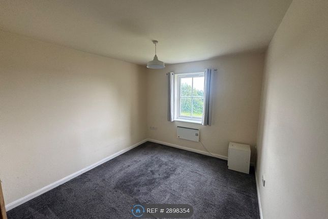 Flat, Lyme Place King St, Dukinfield photo 4
