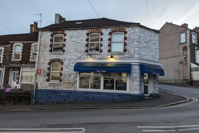 Restaurant/cafe to let in Mount Pleasant, Swansea