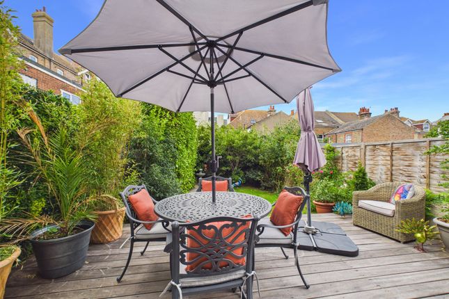 28 Albany Road, Bexhill-On-Sea photo 4