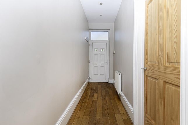 10, Clifton Road, Huddersfield photo 5