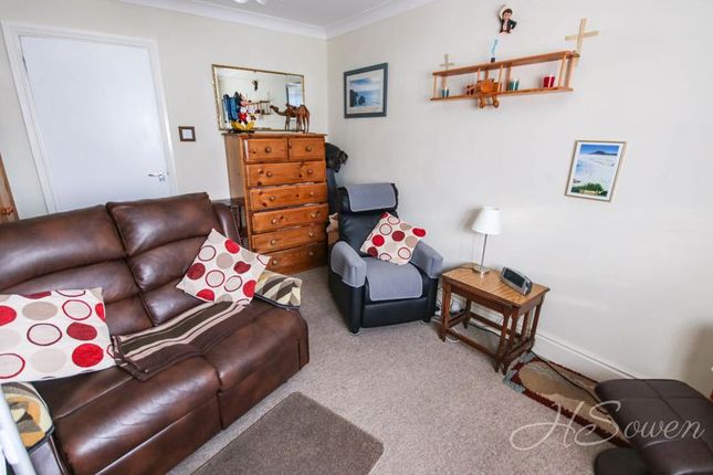 3 Victoria Mews, Victoria Park Road, Torquay photo 4