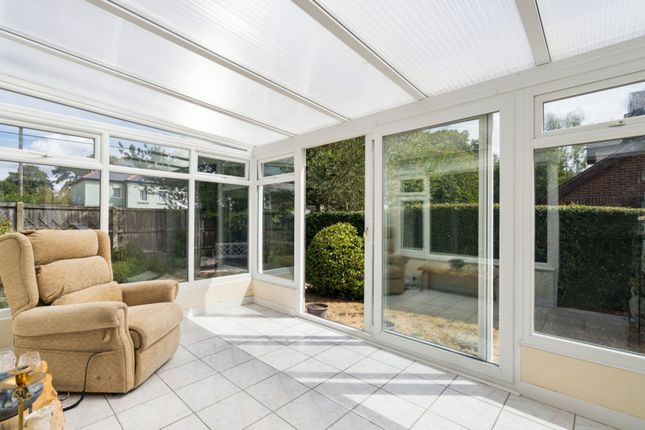 1 Woodlands Drive, High Wycombe photo 5