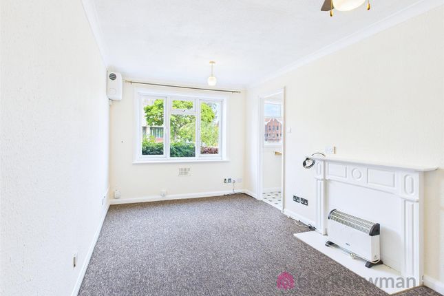 9, Crouch Court, Harlow photo 2