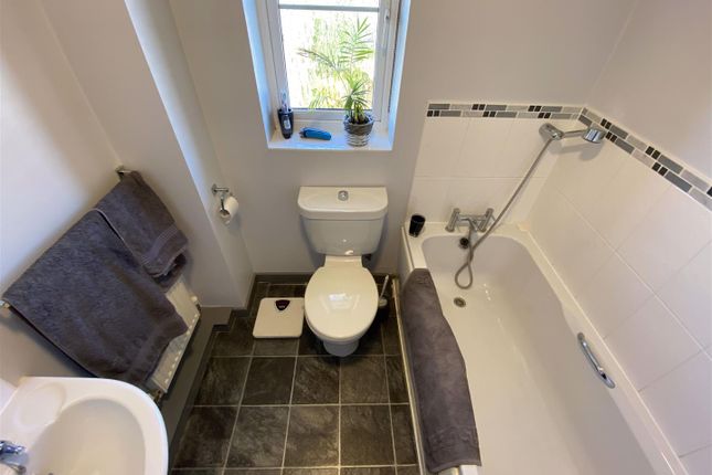 22, Snowberry Road, Newport photo 5