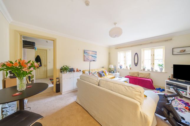 10, Inchbrook Court, Inchbrook photo 3