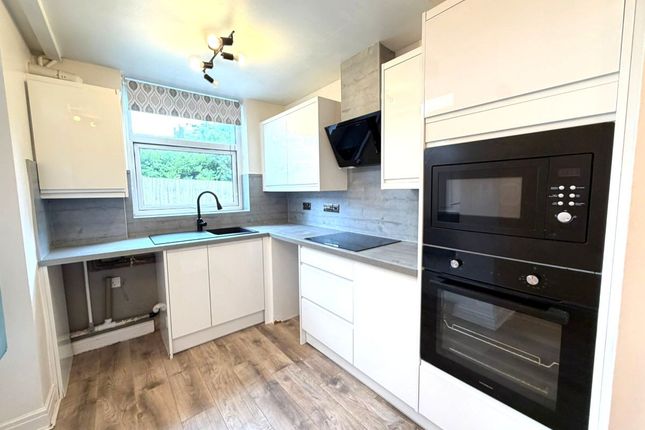 67 Whitebirk Road, Blackburn photo 4