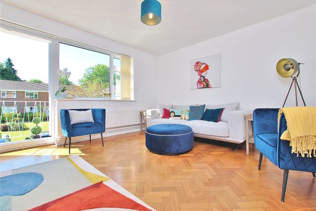 16, Telford Court, Guildford photo 2