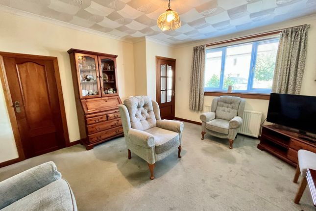 23, Jeffrey Terrace, Polmont photo 2