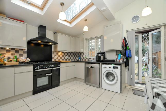 77, Darenth Road, London photo 4