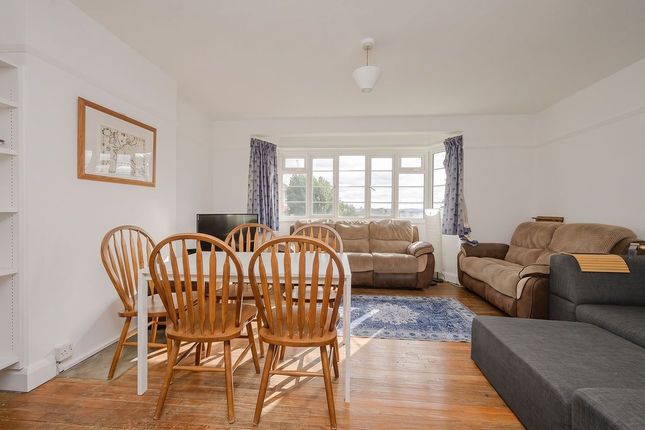 Raymond Road, Wimbledon photo 4