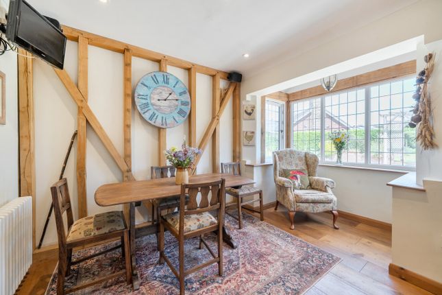 Hurdle Cottage, ALRESFORD photo 4