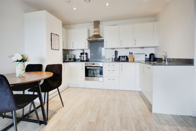 Flat 62, Springwell Apartments, Watford photo 3