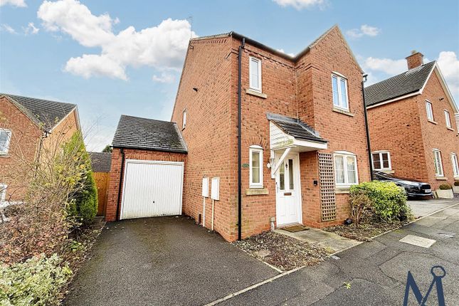3-bed house on 11, Eveden Close, Coalville, £240,000