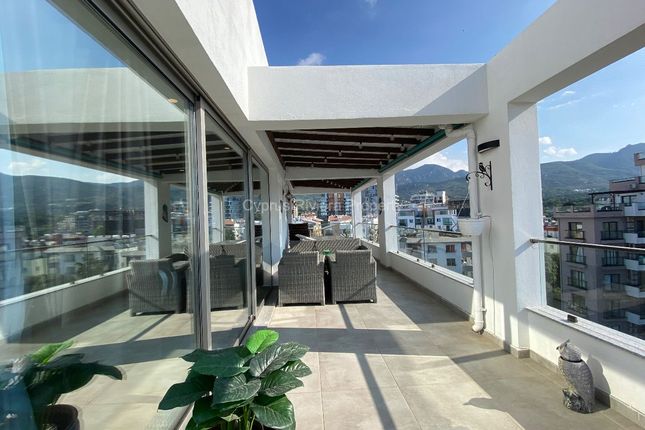 End terrace house for sale in 297057 Kyrenia, Kyrenia Center, Cyprus