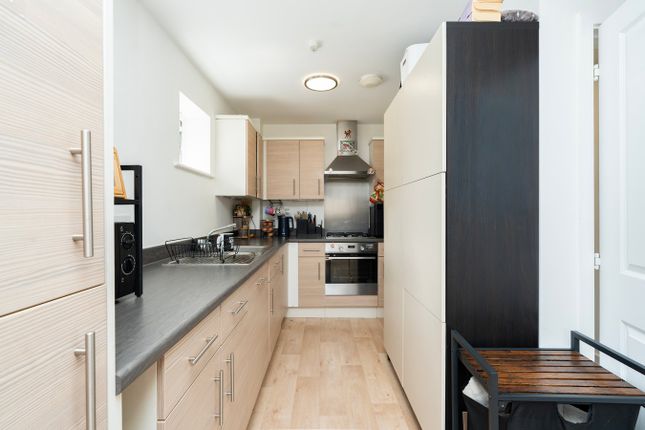 4, Clovelly Terrace, Boston photo 4