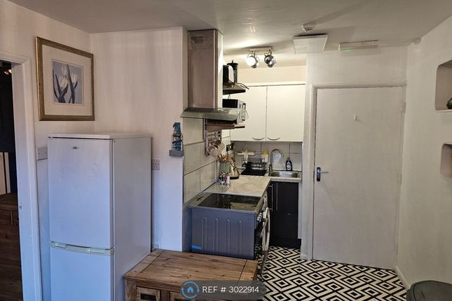 Flat, Norman St, Ilkeston photo 2
