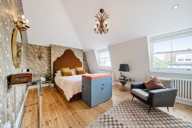 22, Angles Road, London photo 4
