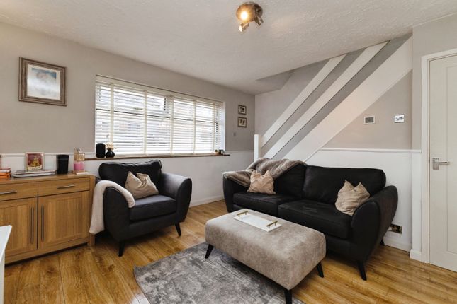 29, Oak Road, Saltburn-by-the-Sea photo 2