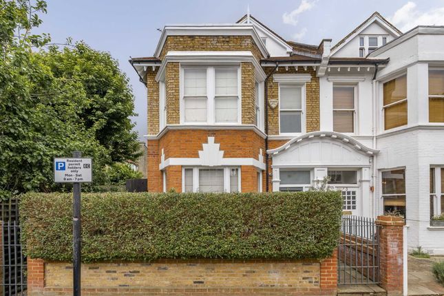 Thumbnail Property to rent in Pleydell Avenue, London