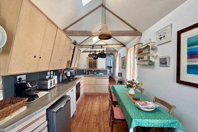 10a St. Gluvias Street, Penryn photo 3