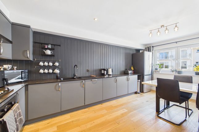 12, Riverside Park, Blairgowrie photo 2