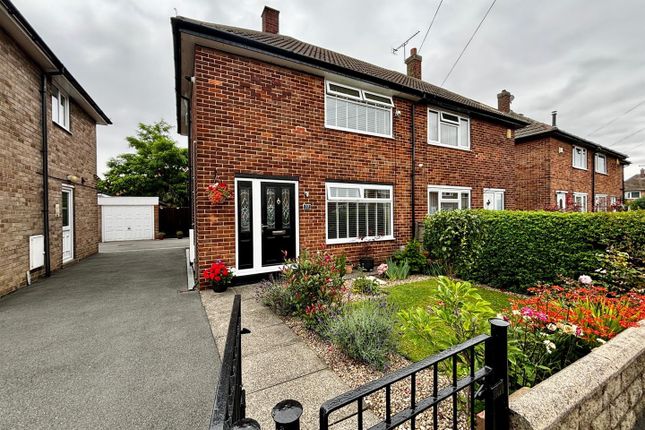 Thumbnail Property for sale in Rosewood Avenue, Kippax, Leeds