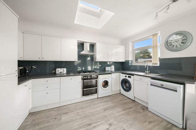 Fairholme Crescent, Hayes photo 3