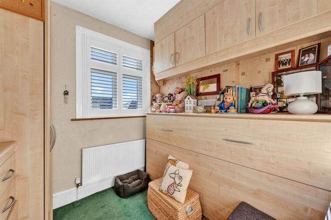 Semi-detached house for sale in Dumbreck Road, London