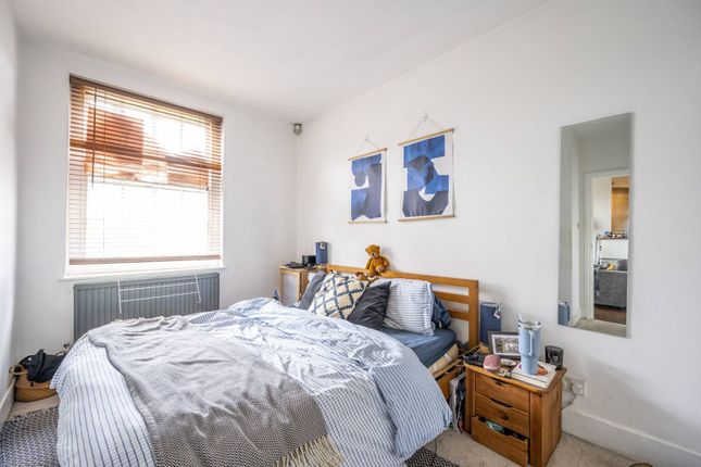 Thumbnail Flat to rent in Hannibal Road, Stepney, London