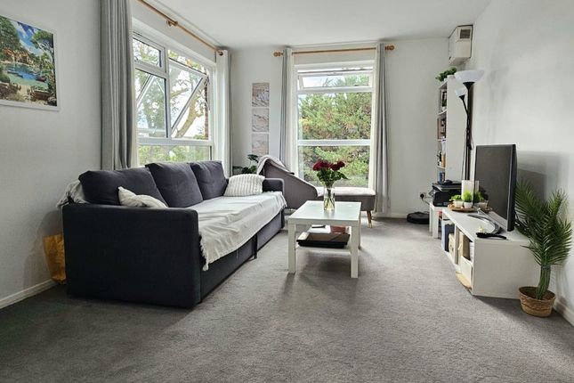5 Laburnum Court, Twickenham photo 5