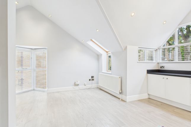 2 Welwick House Mews, 55 Pearson Park, Hull photo 3