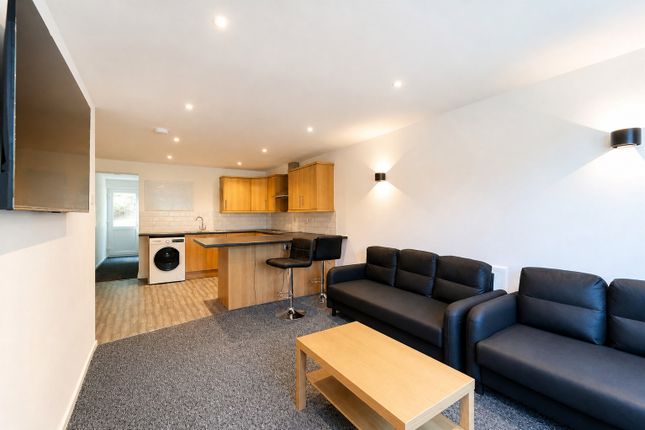 HEELEY ROAD, BIRMINGHAM photo 4
