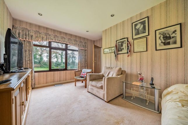 Detached house for sale in Totteridge Common, London N20,